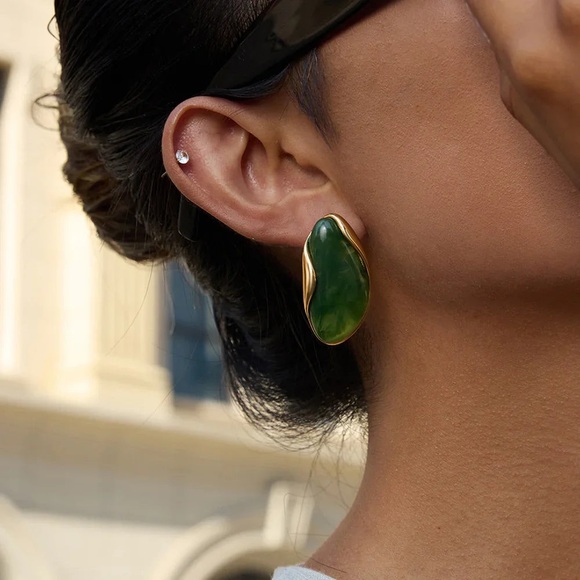 Green Sculptural Irregular Resin Earrings - Picture 4 of 7